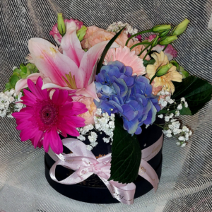 Луксозна кутия със цветя